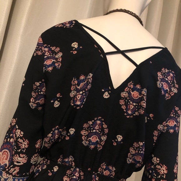 Rags To Riches Romper - Picture 8 of 16